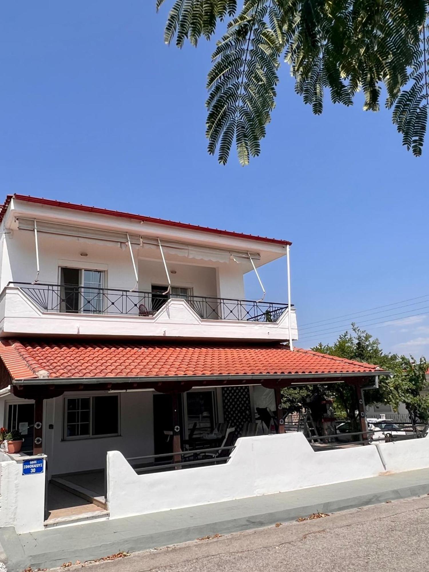 Dimitra House Entire Apartment With Balcony And View Pherrai Eksteriør billede